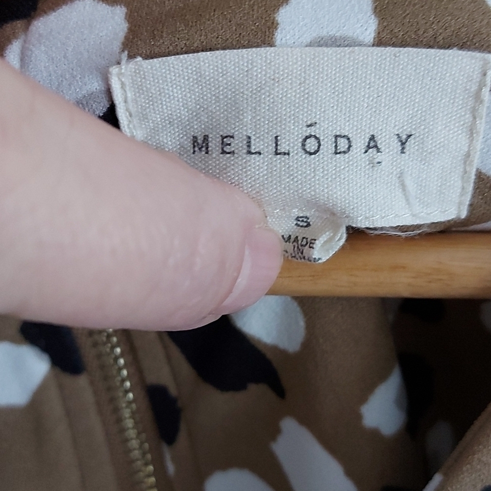 Melloday Printed Puff Sleeve Top Size Small - Picture 5 of 7